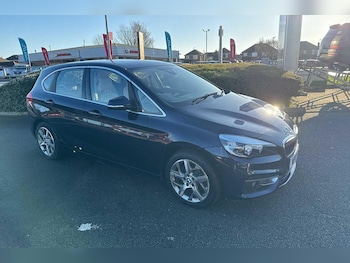 2017 (17) - 218d Luxury 5dr Step Auto