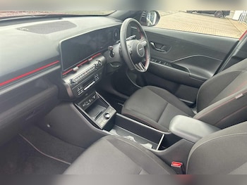 Used Hyundai KONA 2024 for sale - 76099368: Photo 2