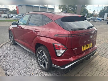 Used Hyundai KONA 2024 for sale - 76099368: Photo 3