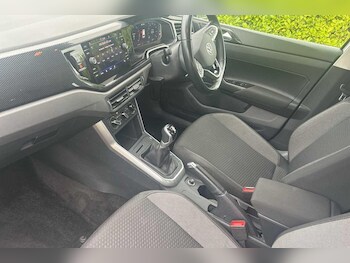 Used Volkswagen Polo 2022 for sale - 77315198: Photo