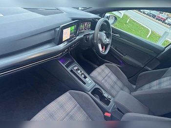 Used Volkswagen Golf 2021 for sale - 76512815: Photo
