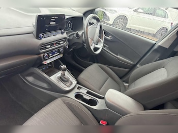 Used Hyundai KONA 2021 for sale - 76752706: Photo