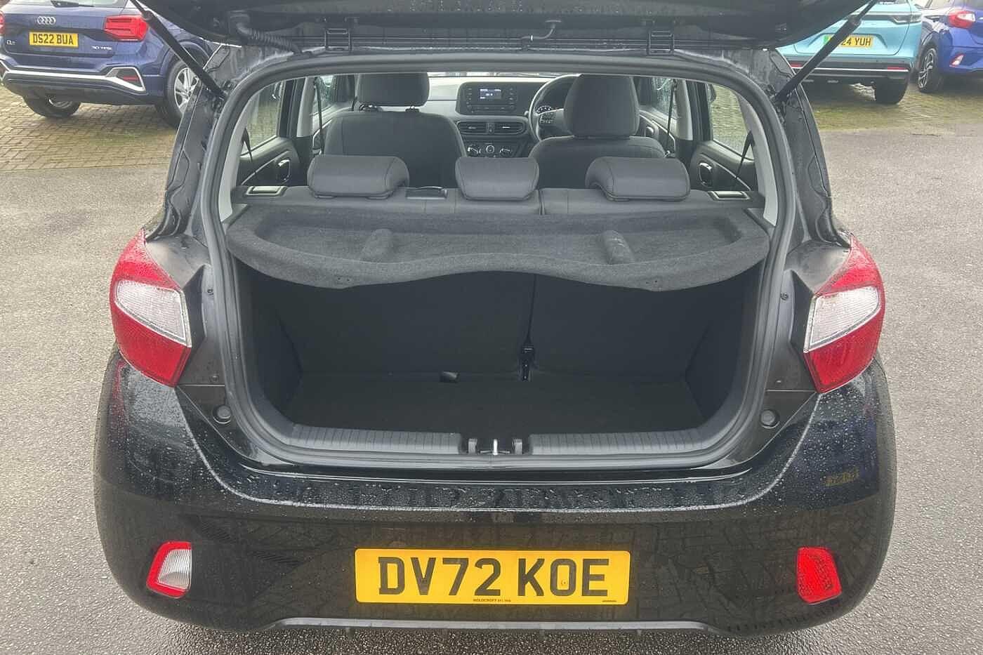 Used Hyundai i10 2022 for sale - 76935933: Photo 17