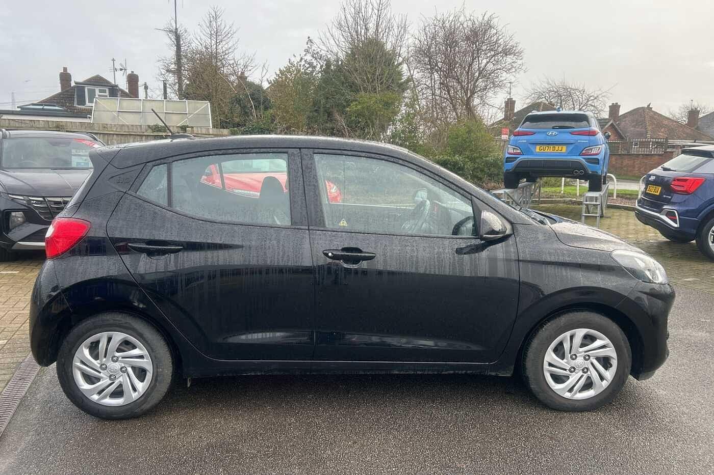 Used Hyundai i10 2022 for sale - 76935933: Photo 4