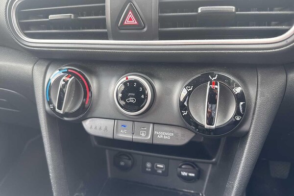 Used Hyundai KONA 2020 for sale - 76215284: Photo 32