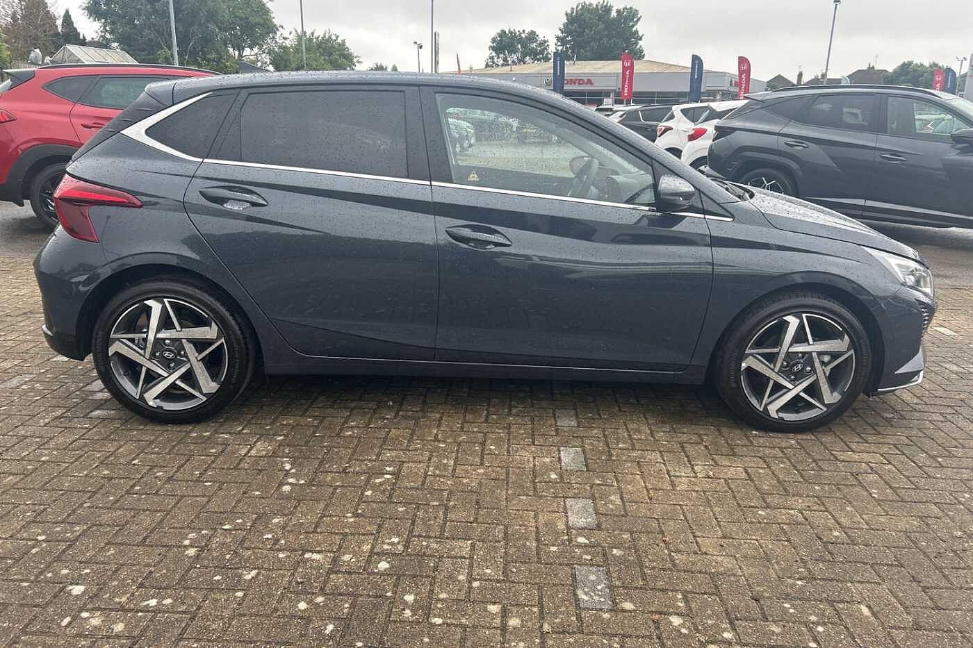 Used Hyundai i20 2025 for sale - 76993857: Photo 4