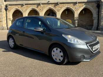 Used Peugeot 208 2012 for sale - 74676649: Photo