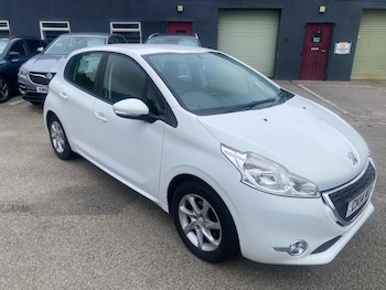 Used Peugeot 208 2014 for sale - 75891374: Photo