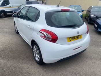 Used Peugeot 208 2014 for sale - 75891374: Photo