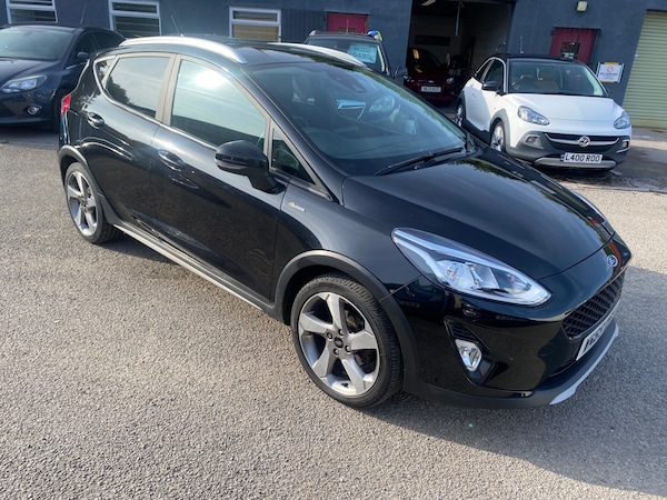 Used Ford Fiesta 2020 for sale - 75443437: Photo 2