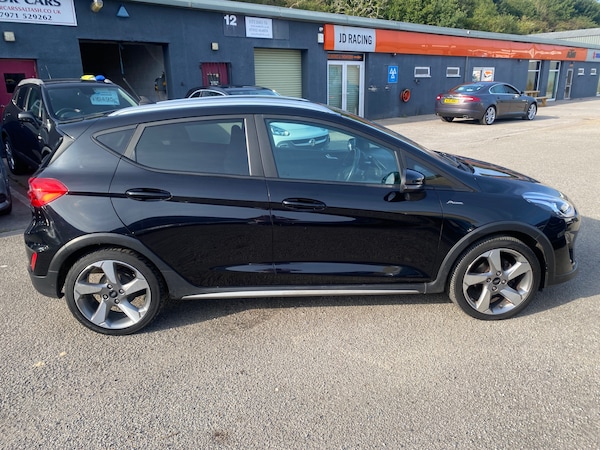 Used Ford Fiesta 2020 for sale - 75443437: Photo 6