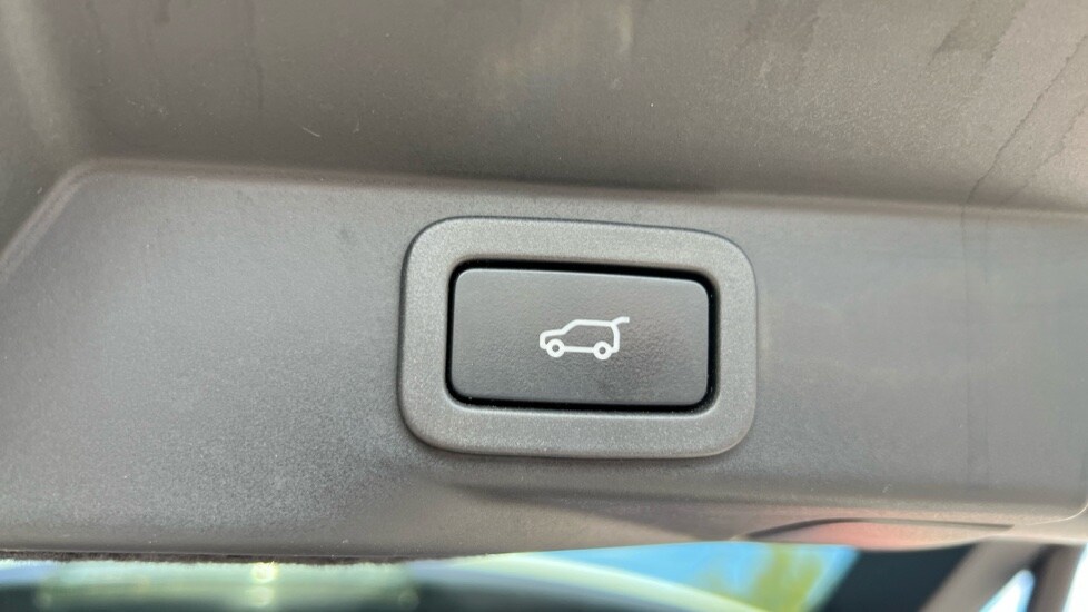 Used Land Rover Range Rover Sport 2017 for sale - 75929746: Photo 37