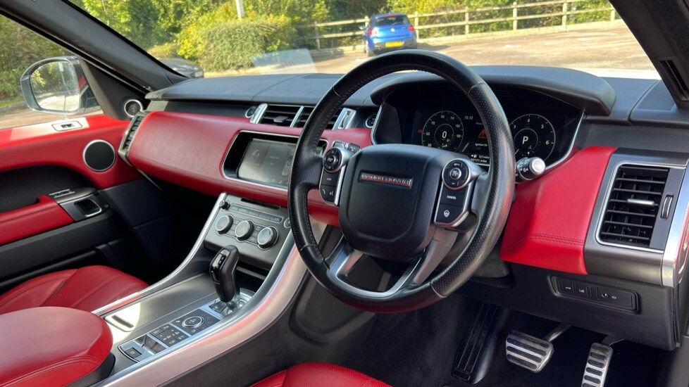 Used Land Rover Range Rover Sport 2017 for sale - 75929746: Photo 9