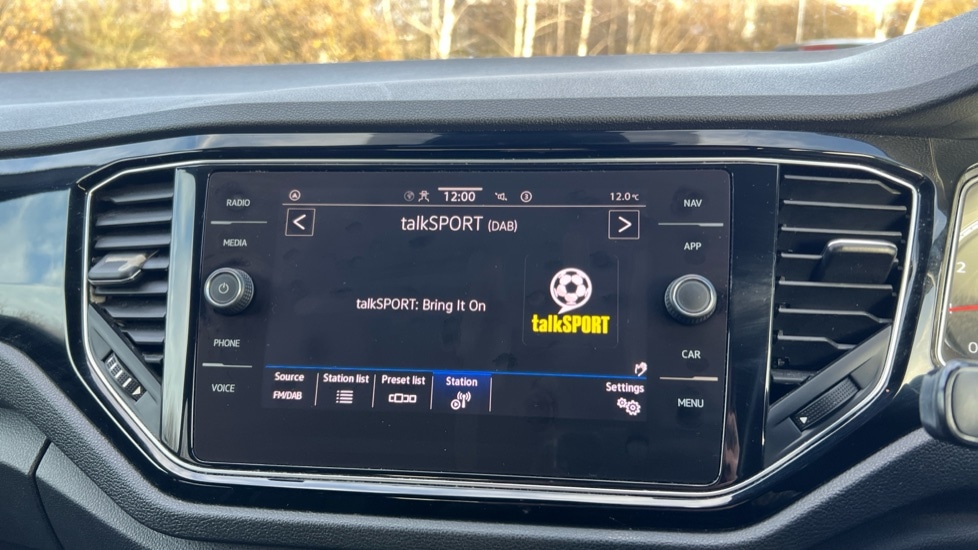 Used Volkswagen T-Roc 2021 for sale - 77010191: Photo 35