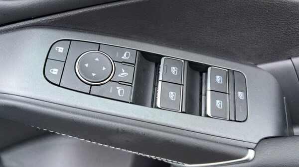 Used Nissan Qashqai 2025 for sale - 74345818: Photo 32