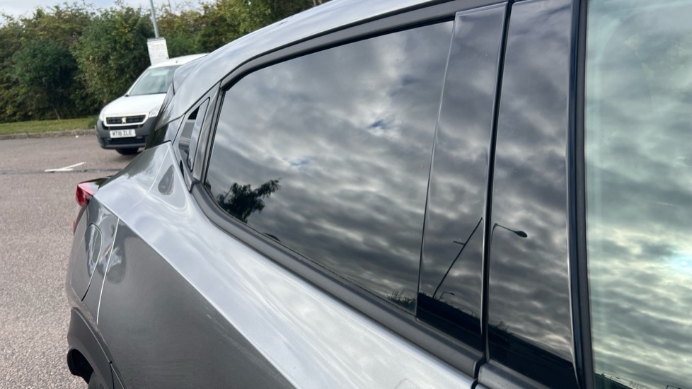 Used Nissan Juke 2023 for sale - 76563750: Photo 52