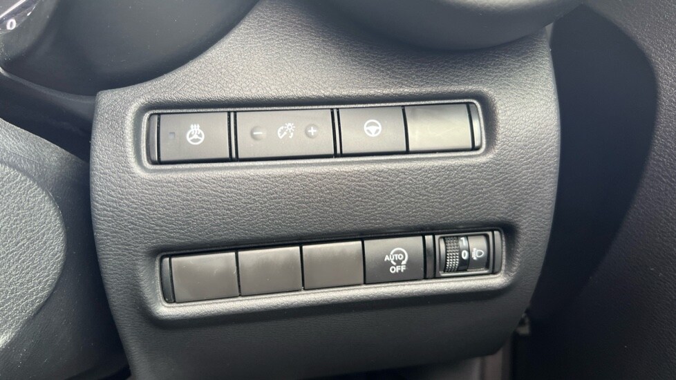 Used Nissan Juke 2023 for sale - 76312168: Photo 45