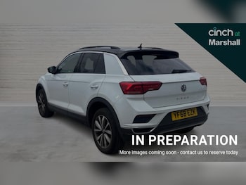 Used Volkswagen T-Roc 2018 for sale - 76241514: Photo