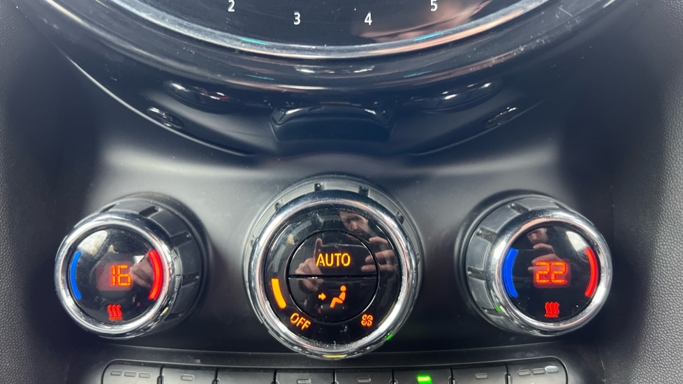 Used MINI Hatch 2021 for sale - 76312126: Photo 40