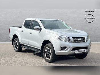Nissan - Navara