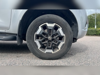 Used Nissan Navara 2021 for sale - 75735193: Photo
