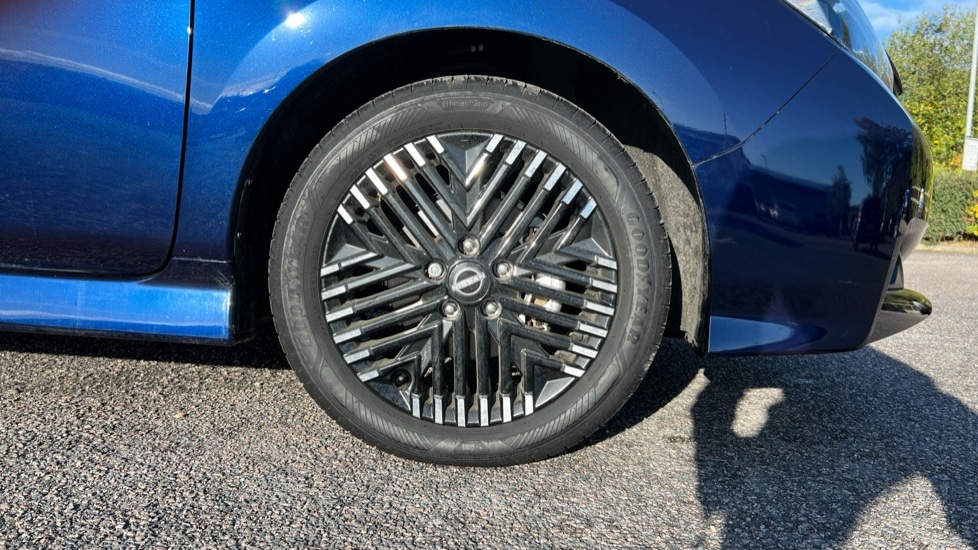 Used Nissan Leaf 2024 for sale - 76328228: Photo 4