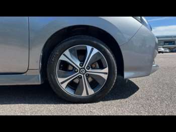 Used Nissan Leaf 2022 for sale - 74942180: Photo