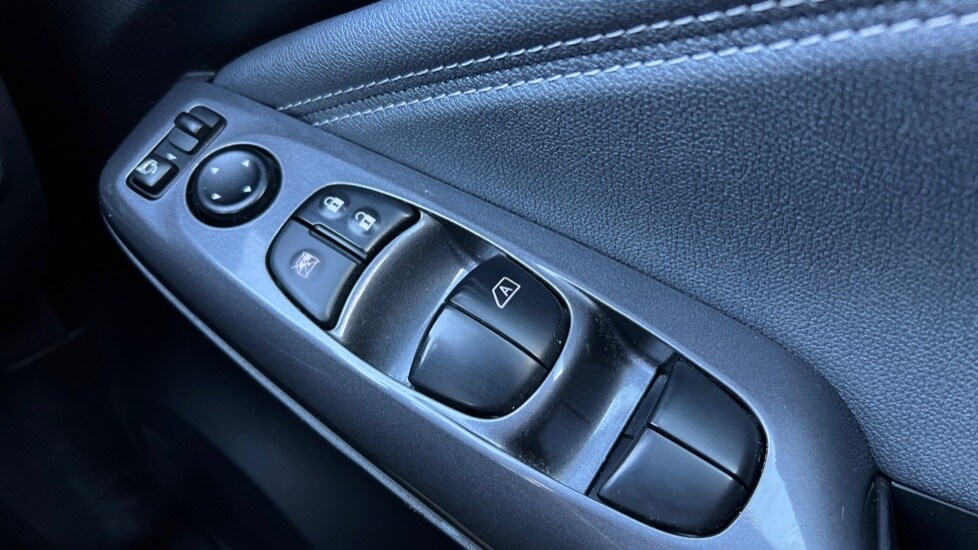 Used Nissan Juke 2022 for sale - 75886731: Photo 30