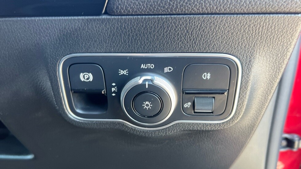 Used Mercedes-Benz GLA 2021 for sale - 75751357: Photo 31