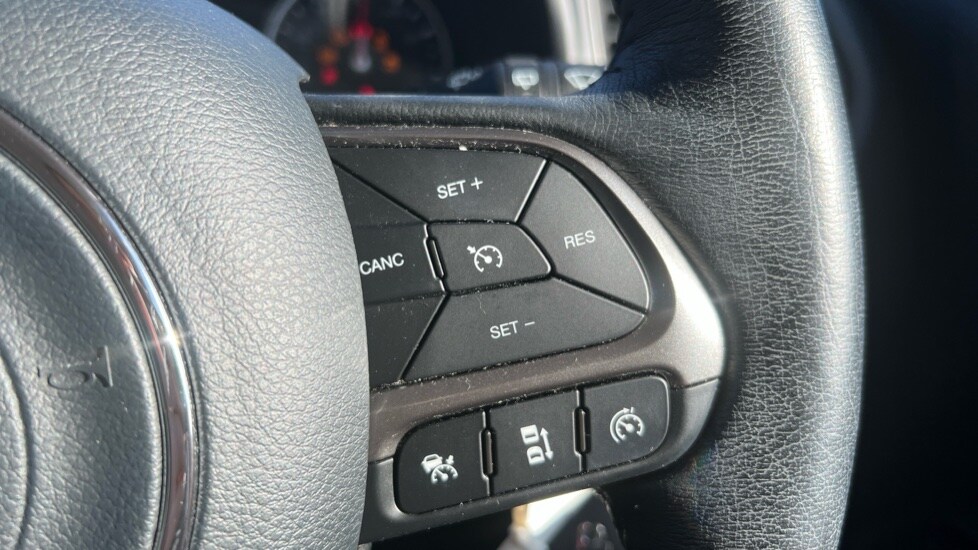 Used Jeep Renegade 2021 for sale - 75843866: Photo 22