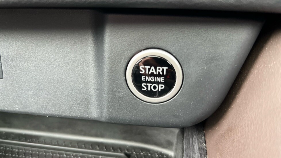 Used Nissan Qashqai 2024 for sale - 76092106: Photo 42