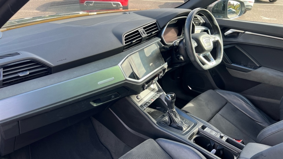 Used Audi Q3 2020 for sale - 76033687: Photo 10