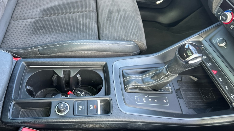 Used Audi Q3 2020 for sale - 76033687: Photo 28