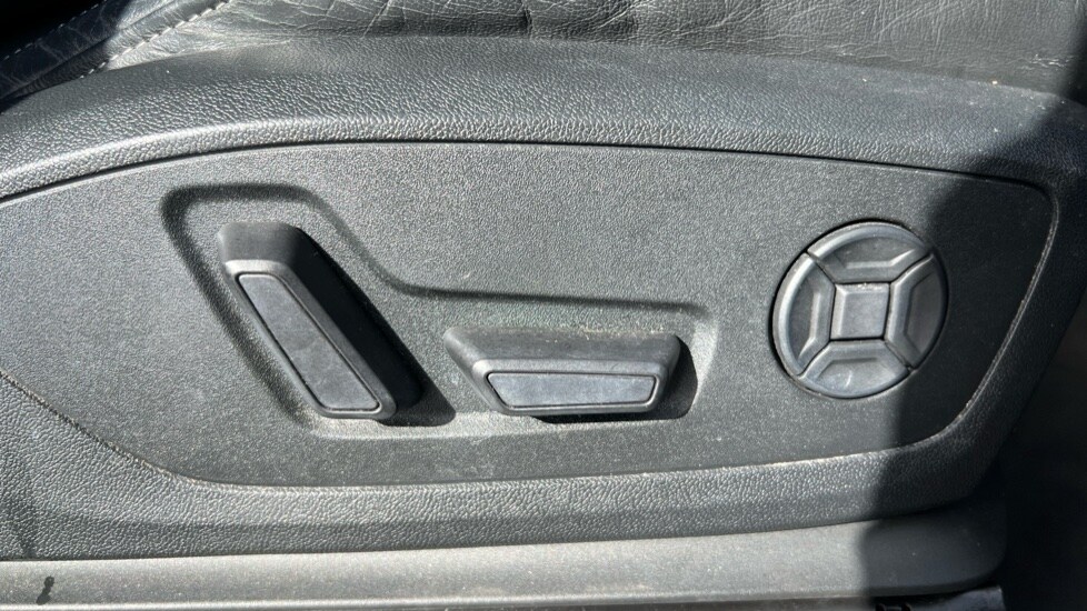 Used Audi Q3 2020 for sale - 76033687: Photo 32