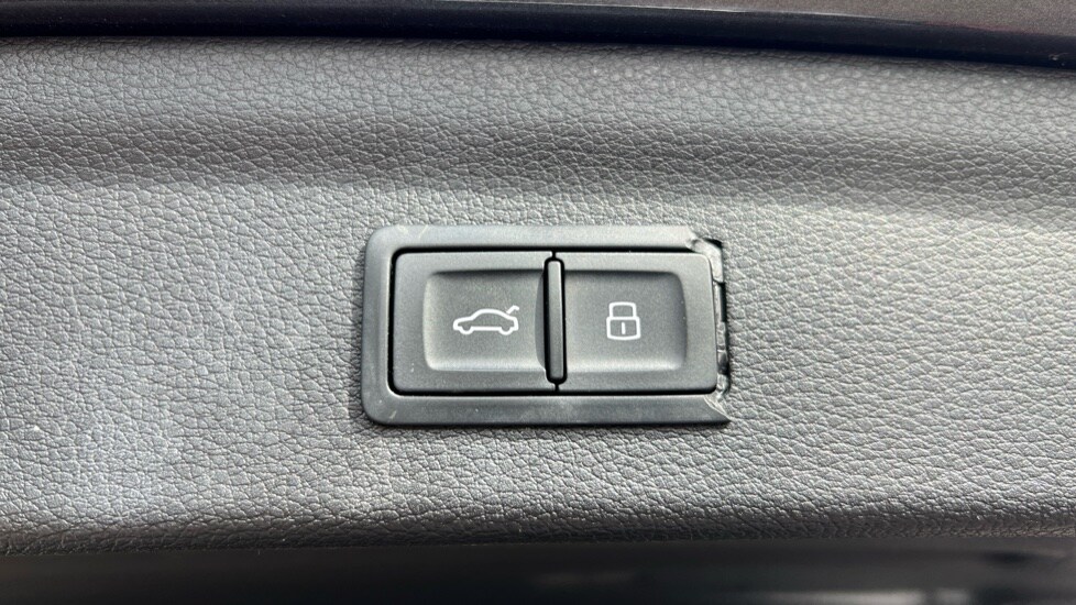 Used Audi Q3 2020 for sale - 76033687: Photo 37