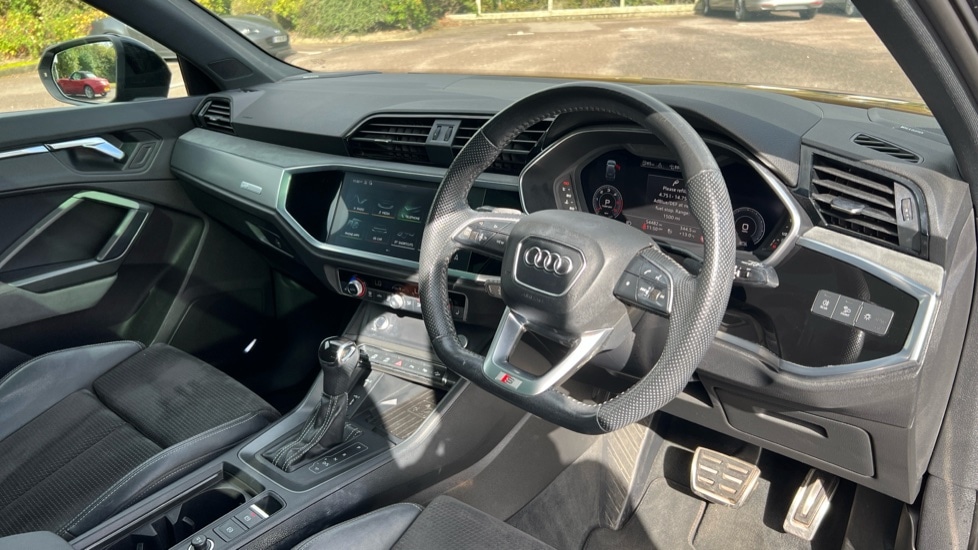 Used Audi Q3 2020 for sale - 76033687: Photo 9