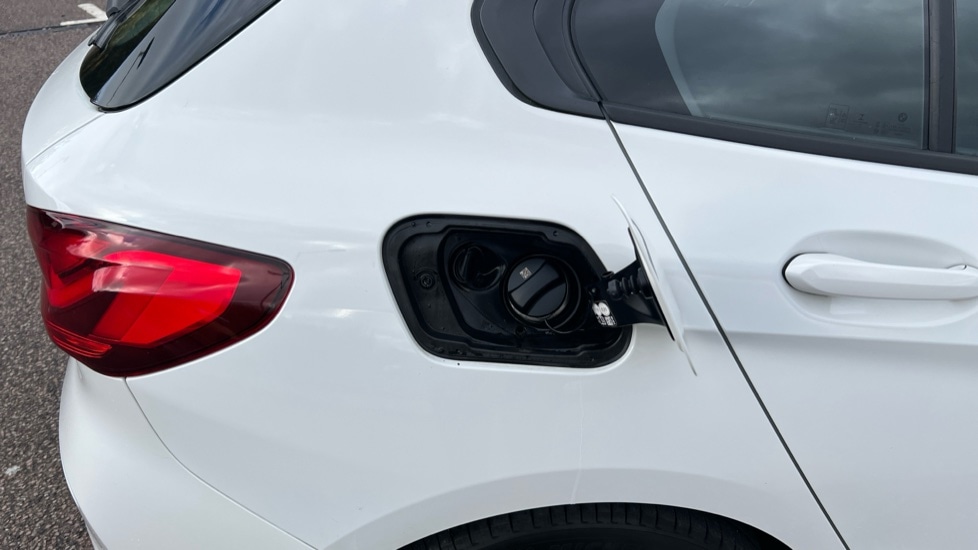 Used BMW 1 Series 2022 for sale - 76523634: Photo 21