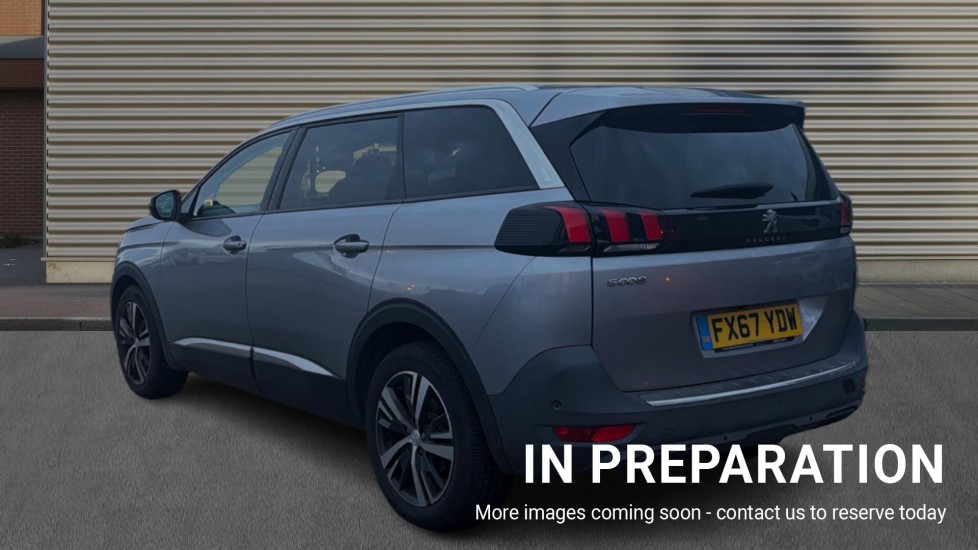 Used Peugeot 5008 2017 for sale - 76888712: Photo 2