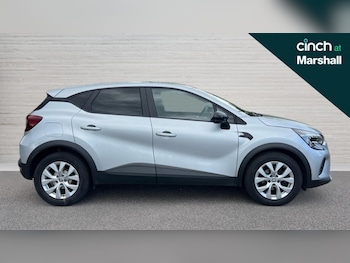 Used Renault Captur 2022 for sale - 76015030: Photo