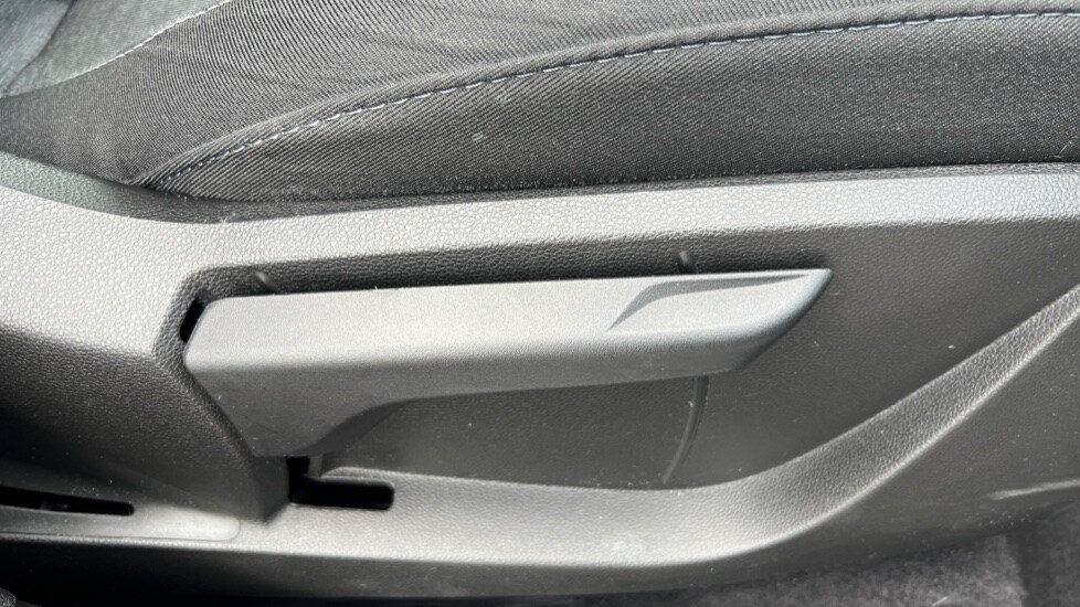 Used Renault Captur 2022 for sale - 76015030: Photo 32