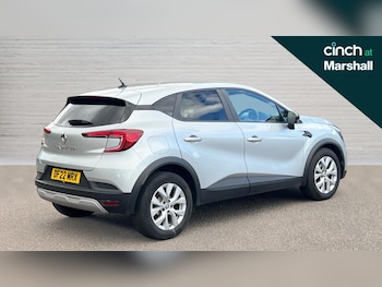 Used Renault Captur 2022 for sale - 76015030: Photo