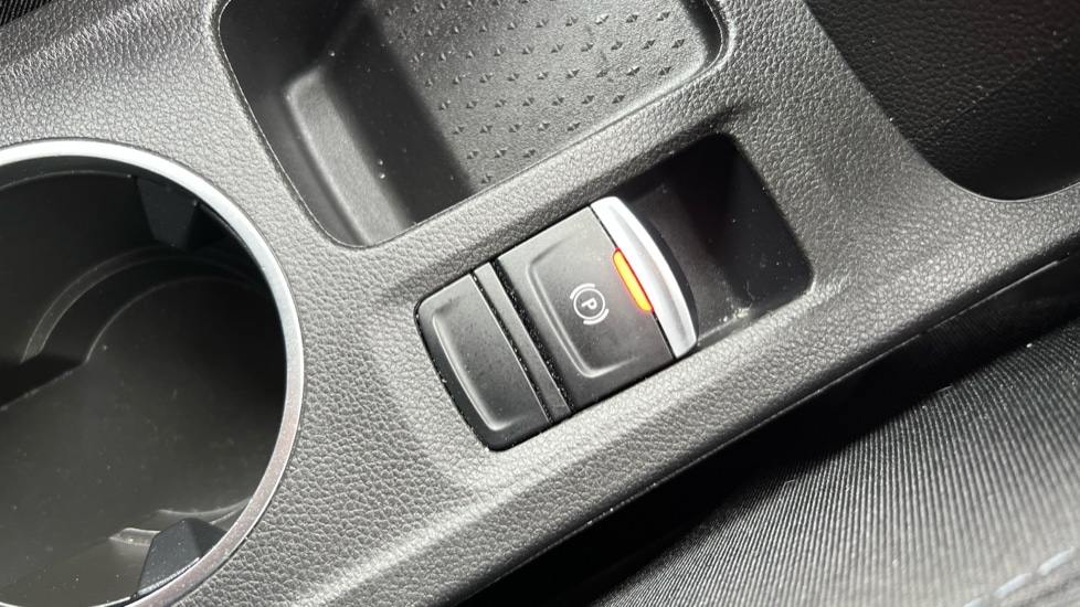 Used Renault Captur 2022 for sale - 76015030: Photo 40