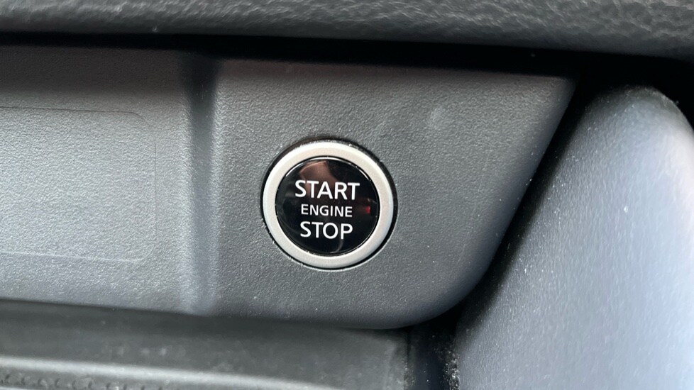 Used Nissan Qashqai 2022 for sale - 76124490: Photo 42