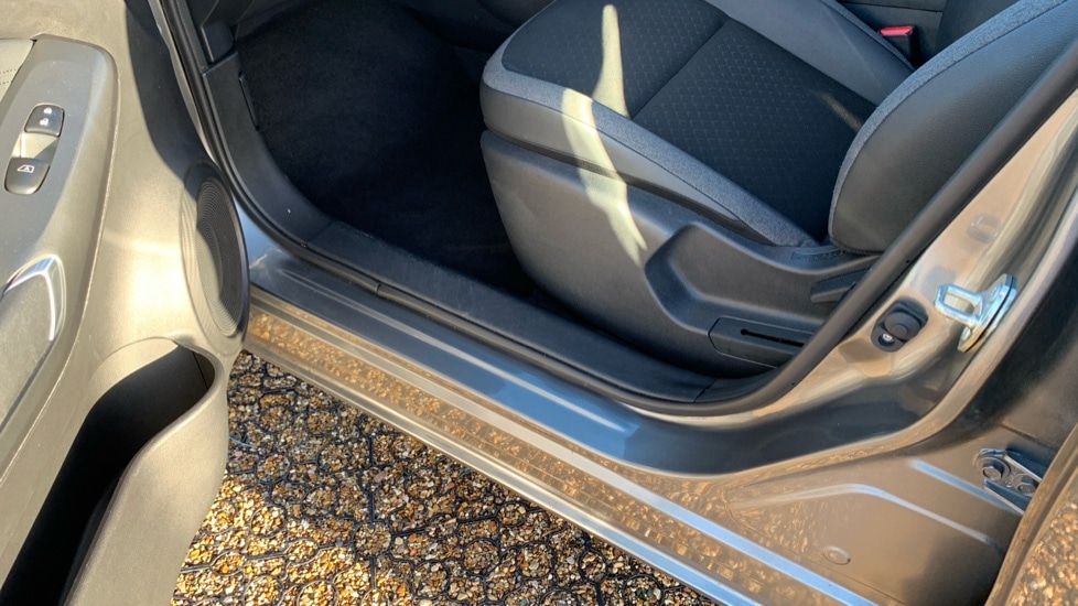 Used Nissan Juke 2024 for sale - 76999535: Photo 39