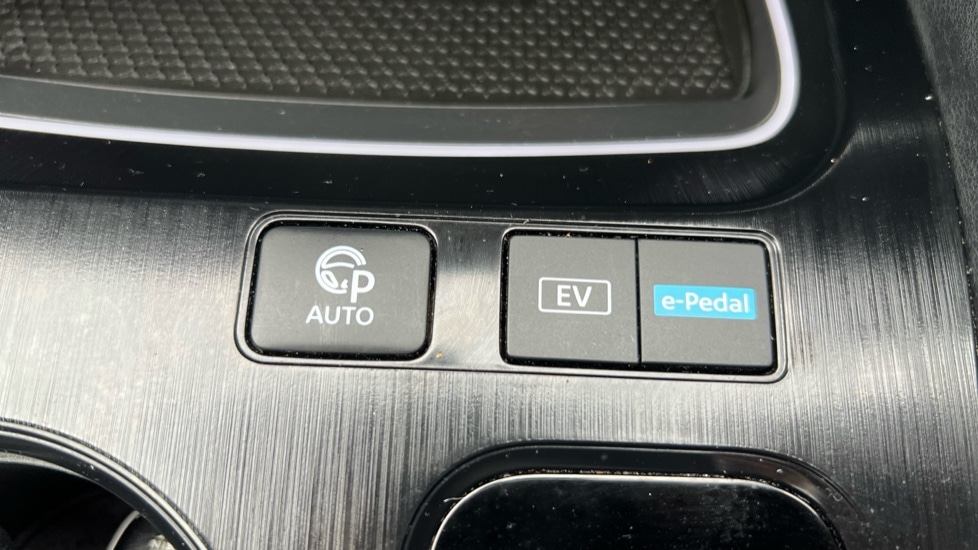 Used Nissan X-Trail 2024 for sale - 76635755: Photo 46