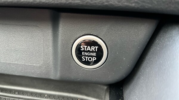 Used Nissan Qashqai 2022 for sale - 75702616: Photo 42