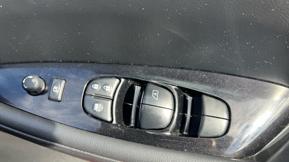 Used Nissan Leaf 2022 for sale - 76475024: Photo 32