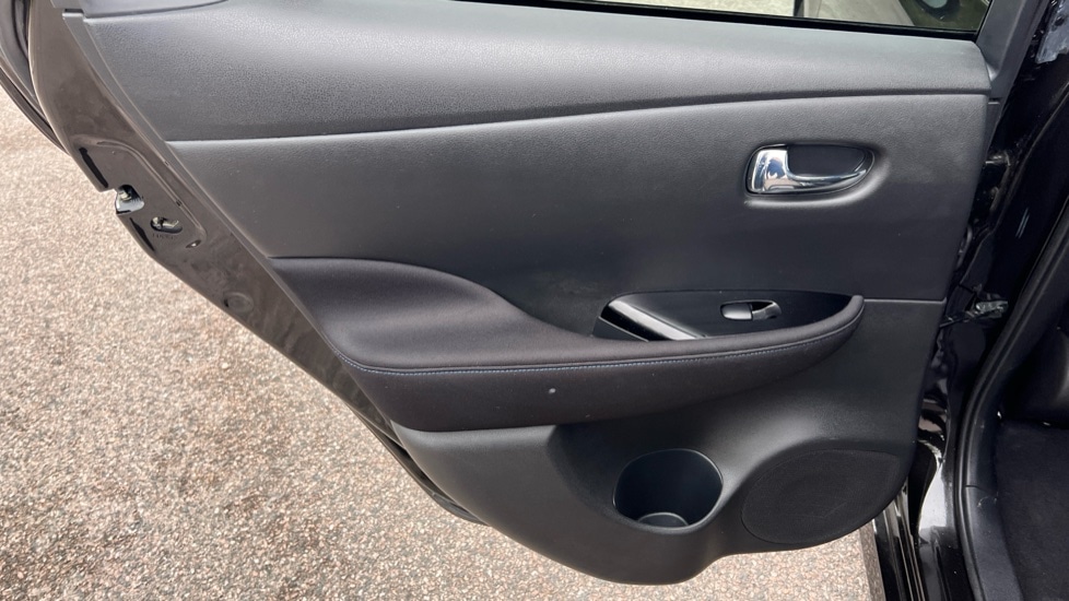 Used Nissan Leaf 2023 for sale - 76229423: Photo 20