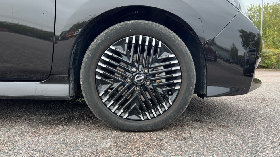 Used Nissan Leaf 2023 for sale - 76229423: Photo 4