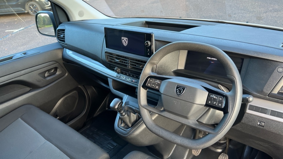 Used Peugeot Expert 2024 for sale - 76684211: Photo 11